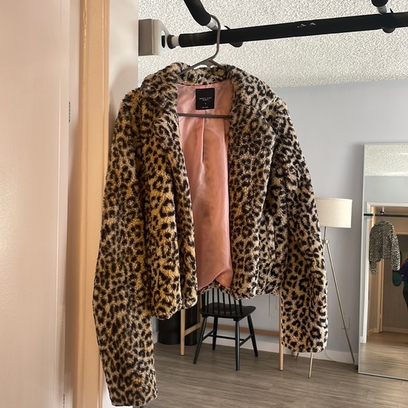 Angel Kiss Jackets & Blazers - Furry leopard coat